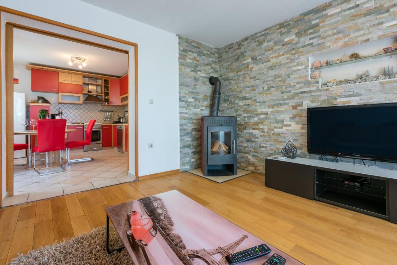 Apartments Kira Цриквеница Экстерьер фото