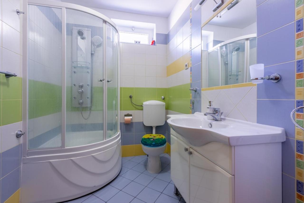 Apartments Kira Цриквеница Экстерьер фото